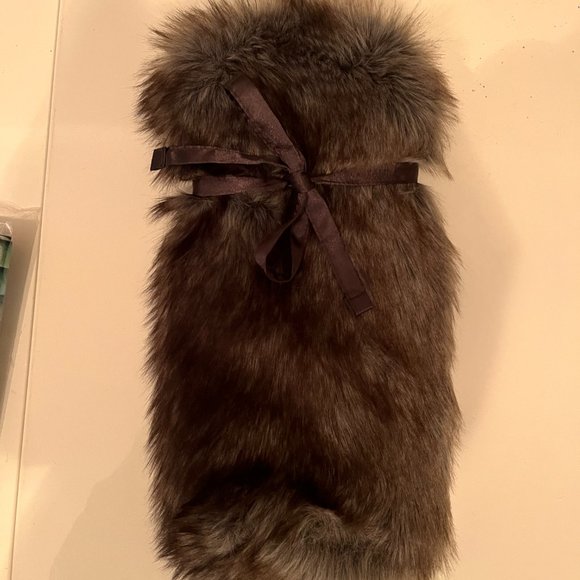 Faux Fur Pottery Barn wine bag - Picture 7 of 7
